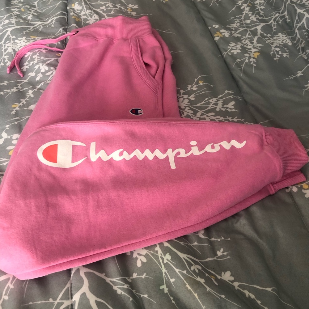 Woman’s Champion Sweatpants/ joggers